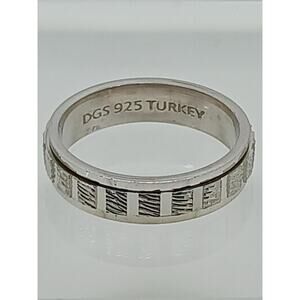Vintage DGS Sterling Silver Diamond-cut Spinner Ring Size 7